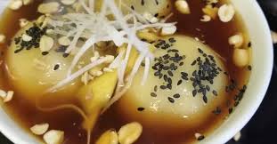 Bánh trôi chay thơm dẻo, mềm ngon với nước chè ngọt ngào, sánh mịn thật dễ làm. Banh Troi NÆ°á»›c ThÆ°á»Ÿng Thá»©c HÆ°Æ¡ng Vá»‹ Ha Ná»™i Vao Ngay Ä'ong