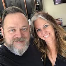 TRACY BRYAN'S GENTLEMEN'S SALON