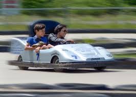 Race in a collorfull landscape and try to be the first! Go Karts Bumper Cars