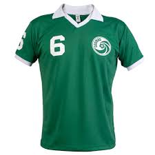 Known as der kaiser, franz beckenbauer was the man behind the majority of. Franz Beckenbauer Retro Ny Cosmos Usa Football League Shirt Etsy