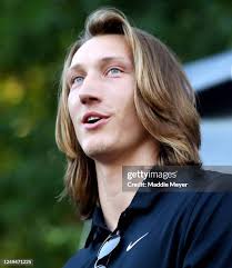 14 Trevor Lawrence American Football Quarterback Photos & High Res Pictures 