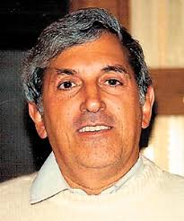 Hall of Honor Award: Dr. Ellis Hoffman 'a walking book of knowledge'