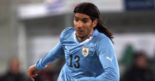 Em 2 de julho de 2010, loco abreu classificava o uruguai para a semifinal da copa do mundo com uma cavadinha. An Ode To El Loco The Day Sebastian Abreu Became A Uruguay Legend Planet Football