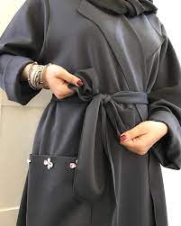 عباية سوارفسكي لون رمادي الحزام اختياري العبايه تنلبس بحزام أو بدون القماش صيفي متوفر جميع المقاسات للطلب دايركت مسج abayas fashion fashion hijabista fashion