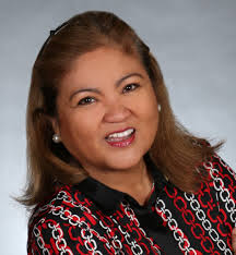 Laura Mcauley's Instagram, Twitter & Facebook