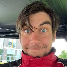 Michael Highland (@MichaelHighlan4)