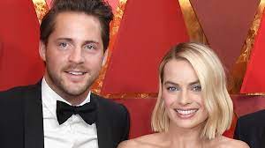 Find out everything from how the couple met to their secret wedding ceremony on grazia. The Untold Truth Of Margot Robbie S Husband Tom Ackerley