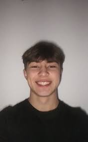 🇬🇧 Yes, they do speak English 🇬🇧 Na okresnom kole olympiády v  angličtine sa naši študenti rozhodne nestratili. Však posúďte sami: Oliver  Blščák (III.D)