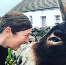 Mo chara nua!! I made a new pal!! #yourdailydonkey #oileáinárann  #aranislands #inismeáin #inishmaan