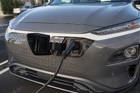 9 hrs charge time @ 220/240v and1 hr charge time @ 440v; How To Schedule Charging On Hyundai Kona Electric
