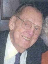 Dina Louden's Instagram, Twitter & Facebook