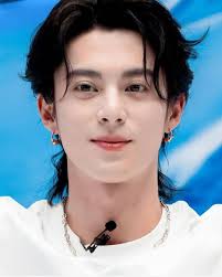 Tuffy playing swat😁😆😆