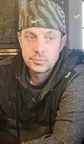 Dustin Edwards's Instagram, Twitter & Facebook