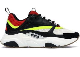 B22 sneakers also feature round laces, a raised dior signature on the side and a thick black and white sculpted rubber sole. Dior B22 Black Red 3sn231yap H963