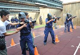 務隊 #消防處 #海關 #懲教署 #入境處 #nationalsecurityeducationday #nationalsecurity #openday #hongkongpoliceforce #governmentflyingservice #fireservicesdepartment #hongkongcustoms #correctionalservicesdepartment #immigrationdepartment #hkig #hk #govhk. å…¥å¢ƒäº‹å‹™è™•äºŒé›¶é›¶ä¹è‡³äºŒé›¶ä¸€é›¶å¹´åº¦å¹´å ±