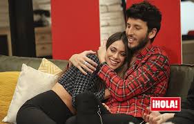 This is tini_sebastian yatra_oye by virgenfilms on vimeo, the home for high quality videos and the people who love them. Sebastian Yatra Y Tini Stoessel Han Roto
