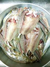 Pastikan semua garam dibilas untuk elak bunga garam terbentuk waktu kita jemur. Cara Cara Buat Ikan Masin Homemade Sedap Tahan Lama