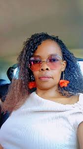 Good morning.. am officially 45 years old today..kopa cake please