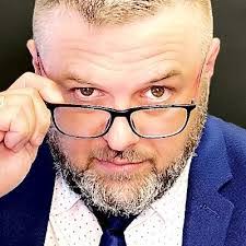 Daniel Olszewski's Instagram, Twitter & Facebook