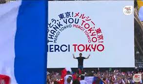 Las mejores imágenes de la ceremonia de clausura de tokio 2020, mientras se pasa el testigo a parís, que será la anfitriona de los próximos juegos olímpicos, en 2024. Qbclbgy0emrfqm
