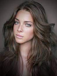 Welche haarfarbe passt zu grünen augen und welche zu blauen oder braunen? Welche Haarfarbe Passt Zu Mir Tipps Ideen Und Viele Bilder Zum Vergleichen