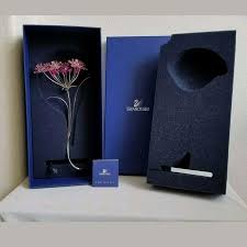 Check spelling or type a new query. Swarovski Crystal Figurine Paradise Flower Dalisa Cockatoo Red For Sale In Edinburg Tx 5miles Buy And Sell