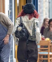 Les aventures de cruella, la méchante des 101 dalmatiens. Emma Stone Cruella Deville Cotton Jacket Cruella 2021 Jacket
