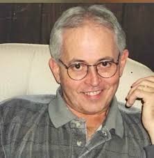 Robin Layne (@robbieslayne) • Threads, Say more