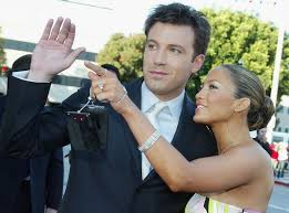 Джей ло заметили в монако с подвеской ben. Jennifer Lopez And Ben Affleck S New Romance Is The Ultimate Test For Celebrity Culture The Independent