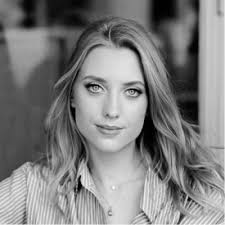 ALUMNI ] Jade Stocker Gérard, diplômée en 2022 et ancienne boursière de la  Fondation, nous parle de son parcours à l'Institut Lyfe (Ex-Institut Paul  Bocuse) et nous a exprimé sa gratitude