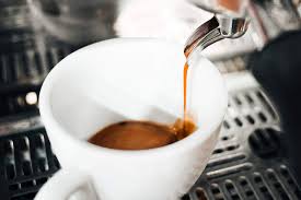 Just two guys having a chat over two cups of coffee.how do you like your coffee? Ù…Ø§ Ù…Ù‚Ø¯Ø§Ø± Ø§Ù„ÙƒØ§ÙÙŠÙŠÙ† ÙÙŠ ÙÙ†Ø¬Ø§Ù† Ø§Ù„Ù‚Ù‡ÙˆØ© Ù‚Ù‡ÙˆØ©