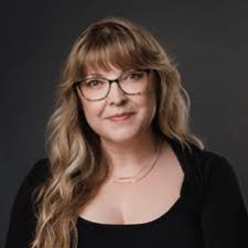 Rachel Wilkinson's Instagram, Twitter & Facebook