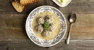 My Favorite Dish On Cold Rainy Days Like Today Greek Meatball Soup Yuvarlakia Recipe Akis Petretzikis In 2020 Meatball Soup Greek Meatballs Raw Food Recipes