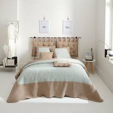 Le testate per il letto sono gli elementi che aggiungono stile e personalità alla camera da letto. Testate Letto Capaci Di Decorare La Camera Community Lm