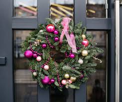 Lifestyle expert james farmer offers his ideas for seasonal wreaths made with natural materials. Christmas Wreath Ideas For Your Holiday Home Celebrate The Season