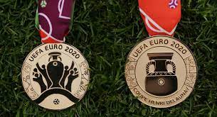 Con la fase de grupos ya terminada, analizamos cómo se quedan las cuotas a campeón de la eurocopa. Fmz74kyino Qm