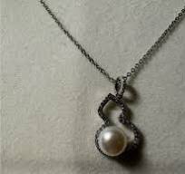 Button freshwater Pearl gourd Pendant 8-9mm 18k white gold ...