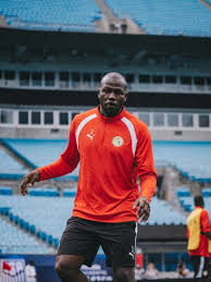 🚨 A quelques jours du début de la Coupe du monde 2026, le doute plane  toujours sur l'état physique de Kalidou Koulibaly🇸🇳🦁. Le Capitaine des  lions s'entraine jusqu'à présent à l'écart du