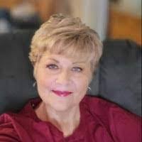 Donna Helm's Instagram, Twitter & Facebook