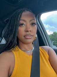 i hear you all and thank you so much for all of your advise! I'm going to  film myself doing my makeup today. Showing my brushes and my products so  y'all can