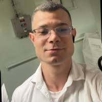 400+ profili “Douglas”