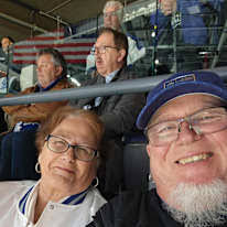 Couples housemates in Oro Lea Beach, Oro-Medonte, ON