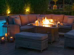 Our company is one of the uk's leading garden furniture specialists and we pride ourselves on not only the quality of the rattan and delivery service we provide but also our extensive list of positive reviews, word of mouth recommendations and happy customers. Maze Rattan Oxford Royal Corner Dining Set With Firepit Table Corner Sofa Set At Mattressman