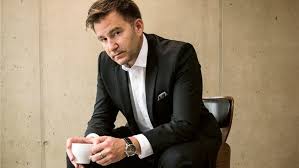 Sascha ruefer was born on january 19, 1972 in grenchen, solothurn, switzerland. Grosses Interview Sascha Ruefer Uber Seine Kommentator Rolle Ich Habe Den Kopf Geschuttelt Uber Mich Selbst