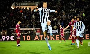 Δεν θα δώσει το παρών στον αγώνα του παοκ με την αελ ο λάζαρος λάμπρου καθώς δεν ήρθε το δελτίο του από την ολλανδία. Paok Ael 1 0 Me To Stanio Sthn Koryfh