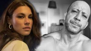 Yüsra geyik ile ilgili bağlantılar. Riza Kocaoglu Ndan Flas Yusra Geyik Aciklamasi