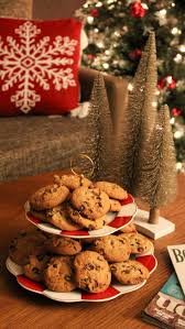 IT’S TIME… to book yourself the ultimate holiday escape!🎄 Experience the  magic of the season with our Merry & Bright Holiday Suite at Revere Hotel!  From festive decor to holiday treats and a $50 ...