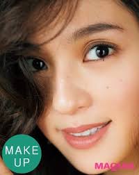 中村アンちゃんに聞く 春先のファッション メイクの楽しみ方は マキアオンライン maquia online 中村アン 中村アン メイク 中村