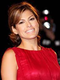 Her hair is parted off center on the left side and has some height in the crown area. 10 Eva Mendes Hairstyles Haircuts And Color Ideas