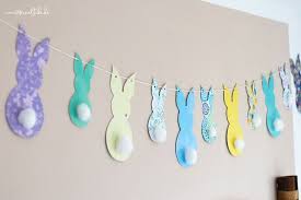 Backen osterhase woher kommt der osterhase osterhase herkunft hase mythen feiertage osterhase ursprung osterhase vorlagen zum ausdrucken. Ostergirlande Basteln Diy Bastelidee Fur Ostern Mit Osterhasen Vorlagen Meinestube